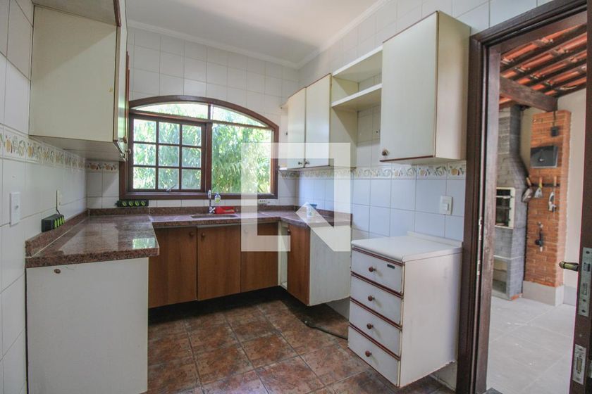 Casa à Venda - Jardim Planalto, 2 Quartos,  330 m2 em , Campinas - sp | SoloBR