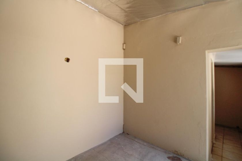 Casa à Venda - Jardim Planalto, 2 Quartos,  330 m2 em , Campinas - sp | SoloBR