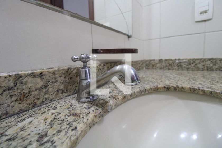 Casa à Venda - Jardim Planalto, 2 Quartos,  330 m2 em , Campinas - sp | SoloBR