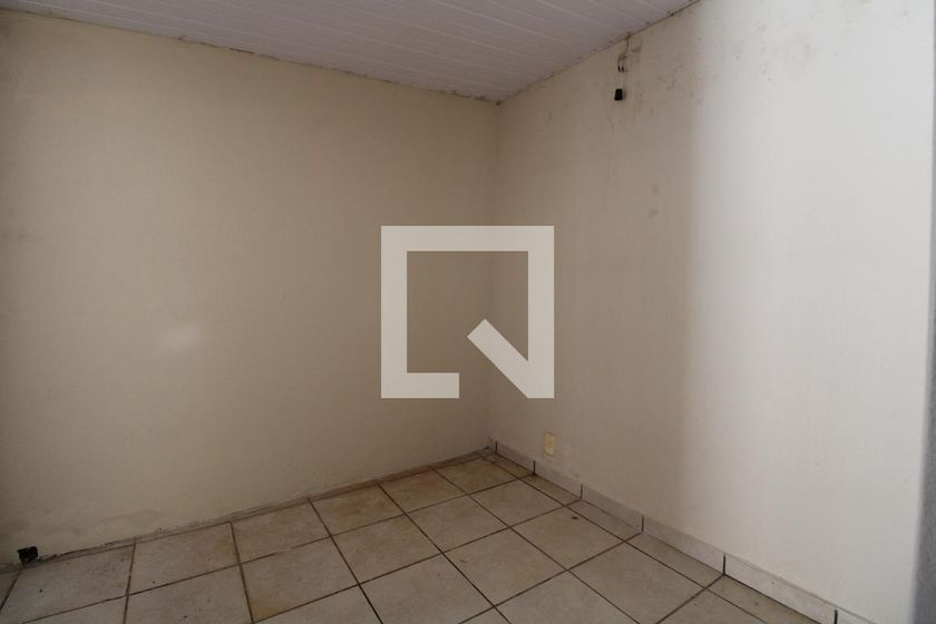 Casa à Venda - Jardim Planalto, 2 Quartos,  330 m2 em , Campinas - sp | SoloBR