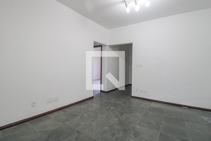 Casa à Venda - Jardim Planalto, 2 Quartos,  330 m2 em , Campinas - sp | SoloBR