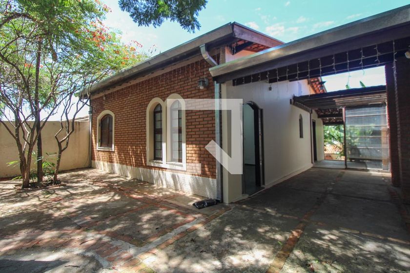 Casa à Venda - Jardim Planalto, 2 Quartos,  330 m2 em , Campinas - sp | SoloBR