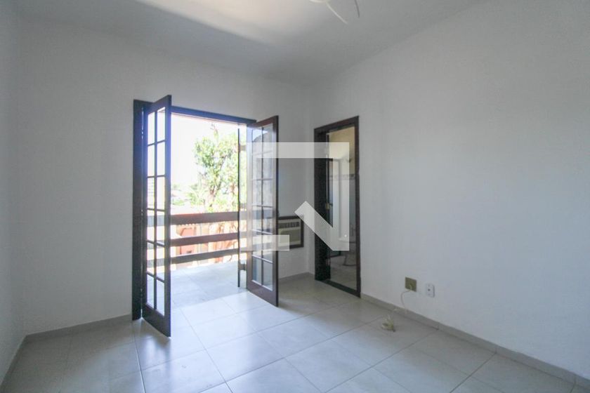 Casa à Venda - Jardim Planalto, 2 Quartos,  330 m2 em , Campinas - sp | SoloBR