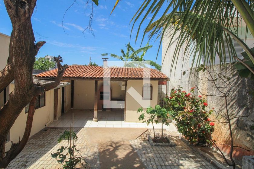 Casa à Venda - Jardim Planalto, 2 Quartos,  330 m2 em , Campinas - sp | SoloBR