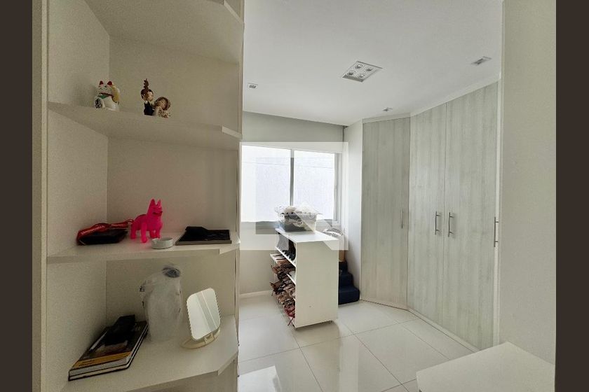 Casa, 4 quartos, 264 m² - Foto 41