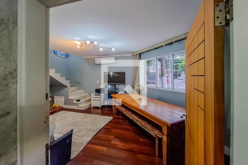 Casa, 3 quartos, 150 m² - Foto 1