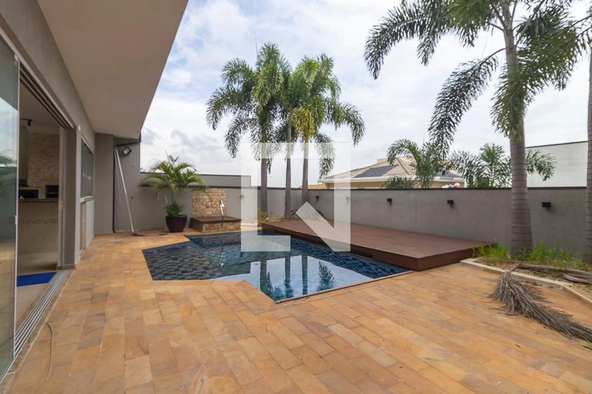 Casa à Venda - Swiss Park, 4 Quartos,  360 m2 em , Campinas - sp | SoloBR