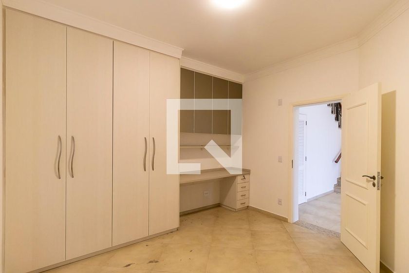 Casa à Venda - Swiss Park, 4 Quartos,  360 m2 em , Campinas - sp | SoloBR
