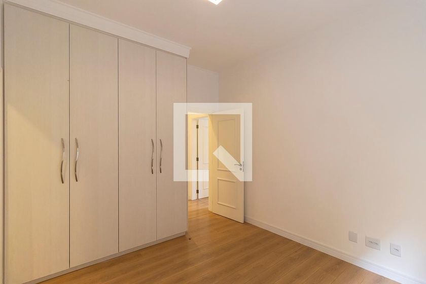 Casa à Venda - Swiss Park, 4 Quartos,  360 m2 em , Campinas - sp | SoloBR