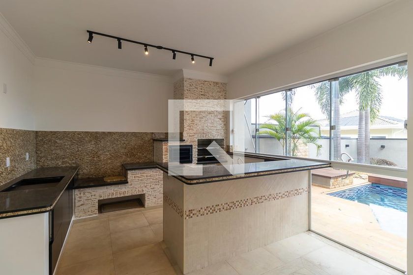 Casa à Venda - Swiss Park, 4 Quartos,  360 m2 em , Campinas - sp | SoloBR