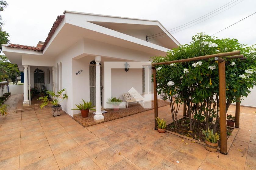 Casa à Venda - Jardim Planalto, 4 Quartos,  400 m2 em , Campinas - sp | SoloBR