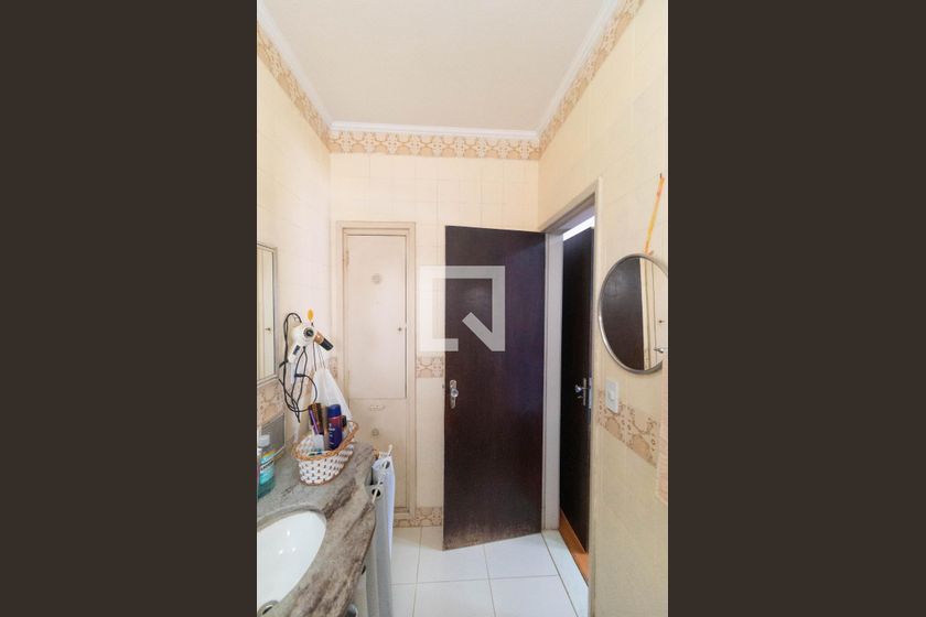 Casa à Venda - Jardim Planalto, 4 Quartos,  400 m2 em , Campinas - sp | SoloBR