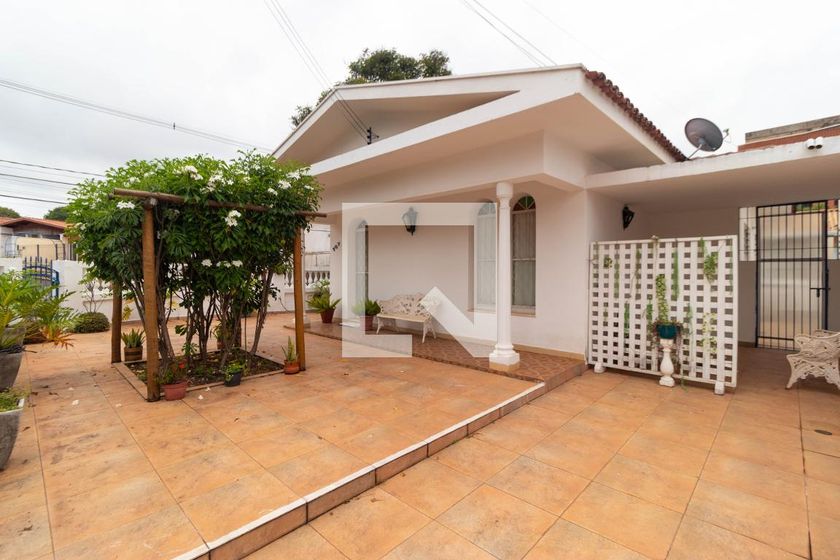 Casa à Venda - Jardim Planalto, 4 Quartos,  400 m2 em , Campinas - sp | SoloBR
