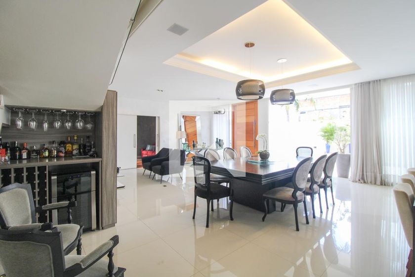 Casa à Venda - Jardim Chapadão, 5 Quartos,  330 m2 em , Campinas - sp | SoloBR