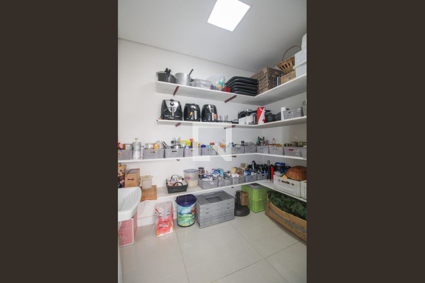 Casa à Venda - Jardim Chapadão, 5 Quartos,  330 m2 em , Campinas - sp | SoloBR