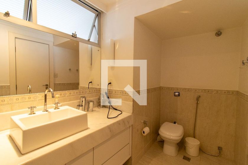 Apartamento à Venda - Cambuí, 2 Quartos,  151 m2 em , Campinas - sp | SoloBR