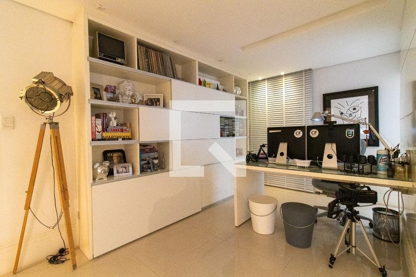 Apartamento à Venda - Cambuí, 2 Quartos,  151 m2 em , Campinas - sp | SoloBR