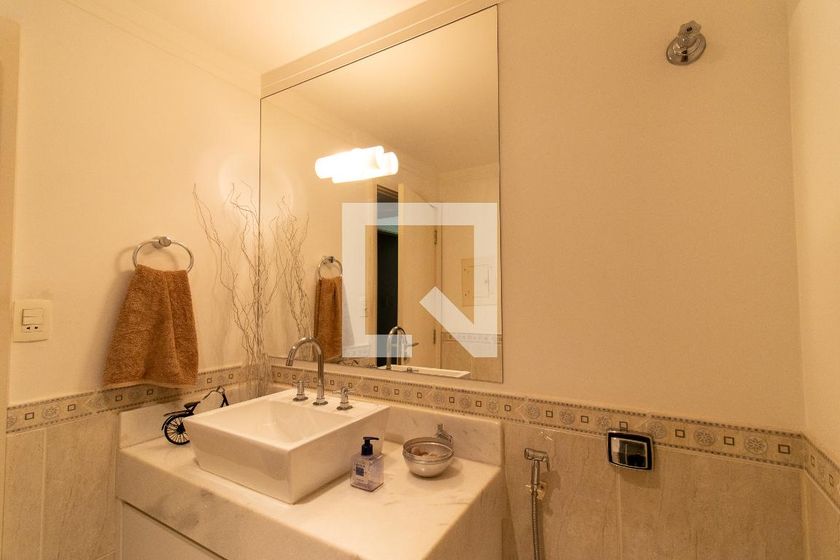 Apartamento à Venda - Cambuí, 2 Quartos,  151 m2 em , Campinas - sp | SoloBR