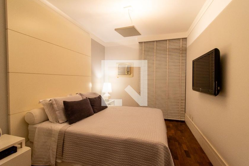 Apartamento à Venda - Cambuí, 2 Quartos,  151 m2 em , Campinas - sp | SoloBR