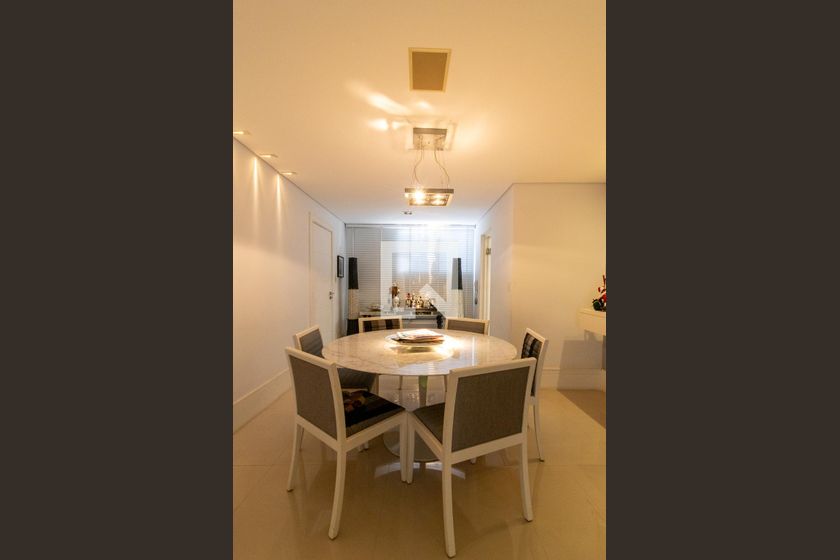 Apartamento à Venda - Cambuí, 2 Quartos,  151 m2 em , Campinas - sp | SoloBR