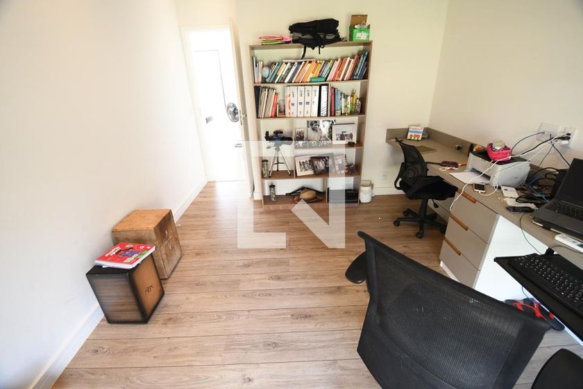 Casa à Venda - Res. Parque dos Alecrins, 4 Quartos,  265 m2 em , Campinas - sp | SoloBR