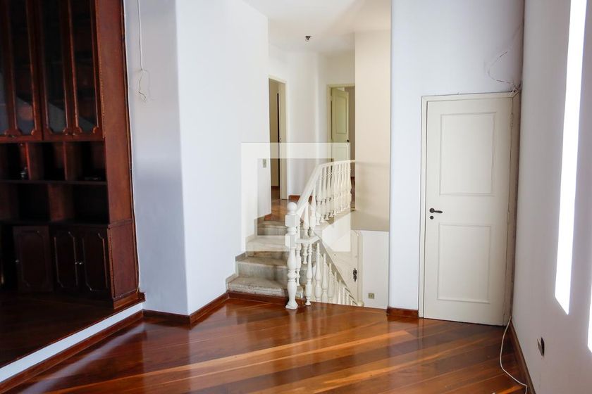 Casa, 5 quartos, 210 m² - Foto 11