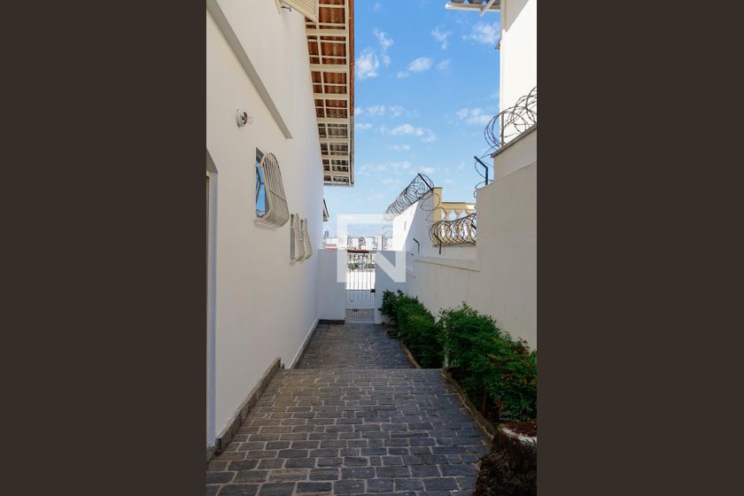 Casa, 5 quartos, 210 m² - Foto 49