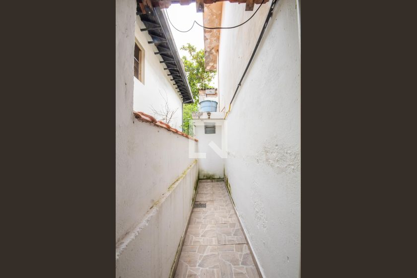 Casa, 6 quartos, 250 m² - Foto 17