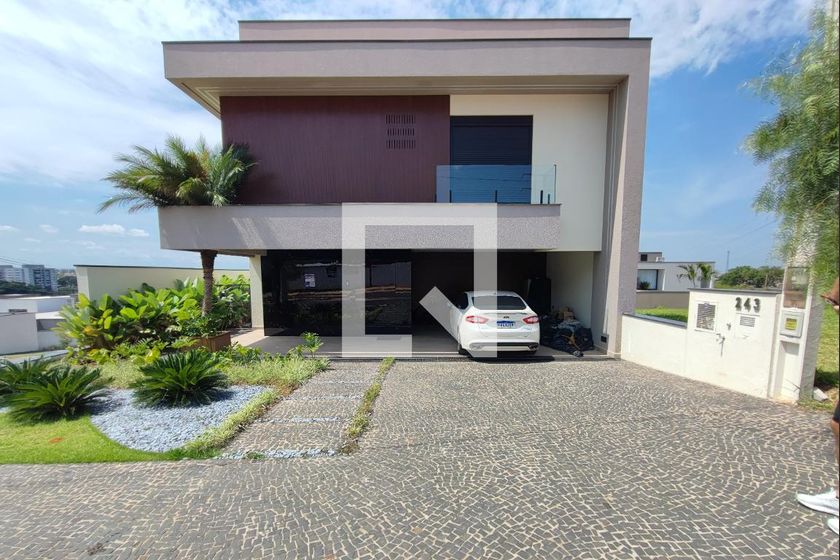 Casa à Venda - Swiss Park, 3 Quartos,  290 m2 em , Campinas - sp | SoloBR