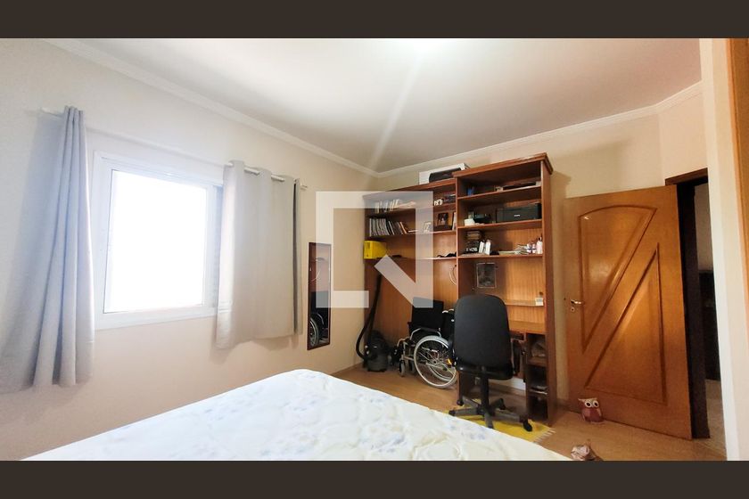 Casa à Venda - Taquaral, 4 Quartos,  360 m2 em , Campinas - sp | SoloBR