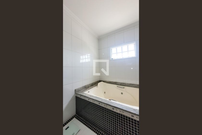 Casa à Venda - Taquaral, 4 Quartos,  360 m2 em , Campinas - sp | SoloBR