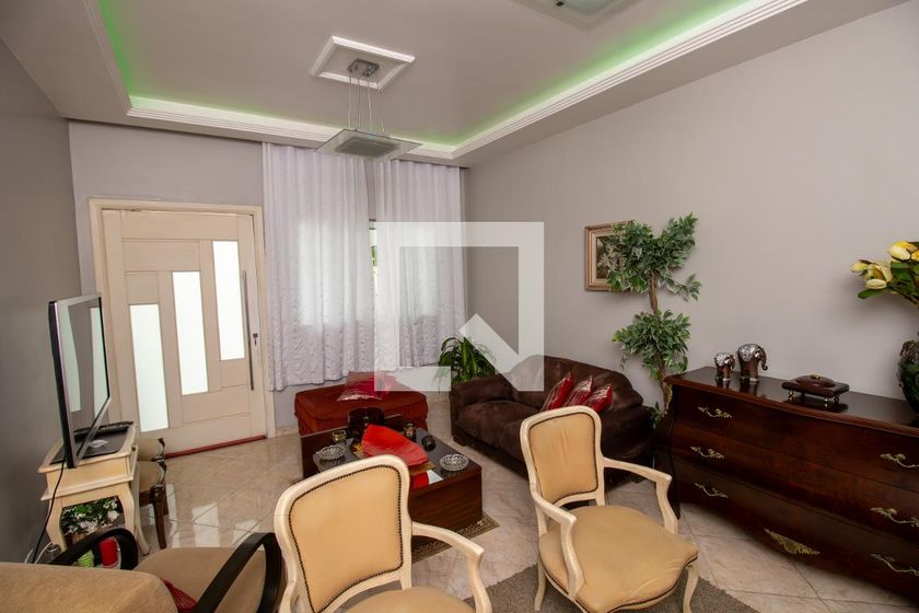Casa, 3 quartos, 255 m² - Foto 1