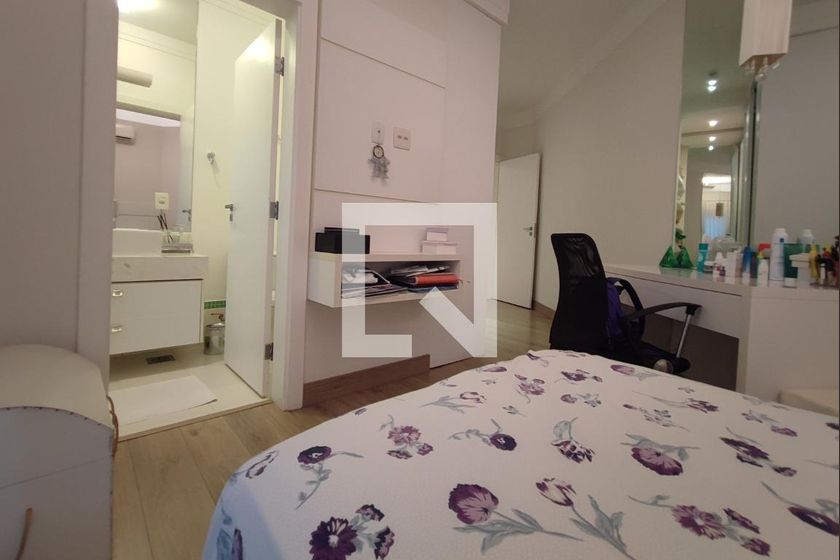Casa à Venda - Swiss Park, 3 Quartos,  540 m2 em , Campinas - sp | SoloBR