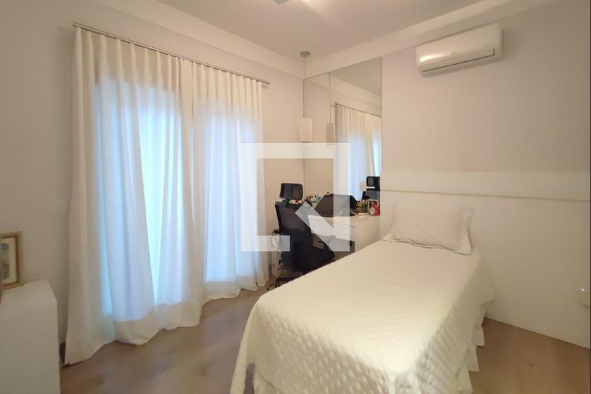 Casa à Venda - Swiss Park, 3 Quartos,  540 m2 em , Campinas - sp | SoloBR