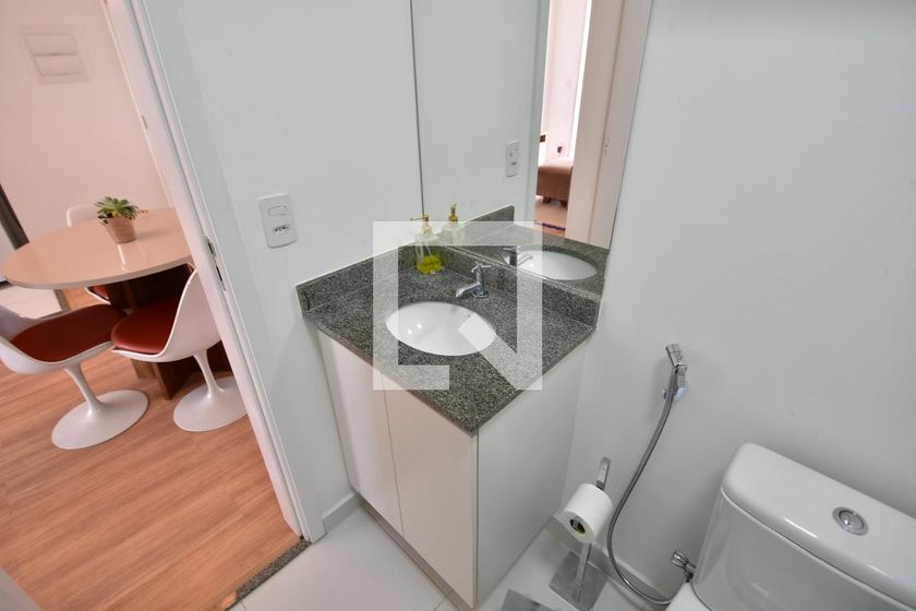 Apartamento à Venda - Centro, 1 Quarto,  45 m2 em , Campinas - sp | SoloBR