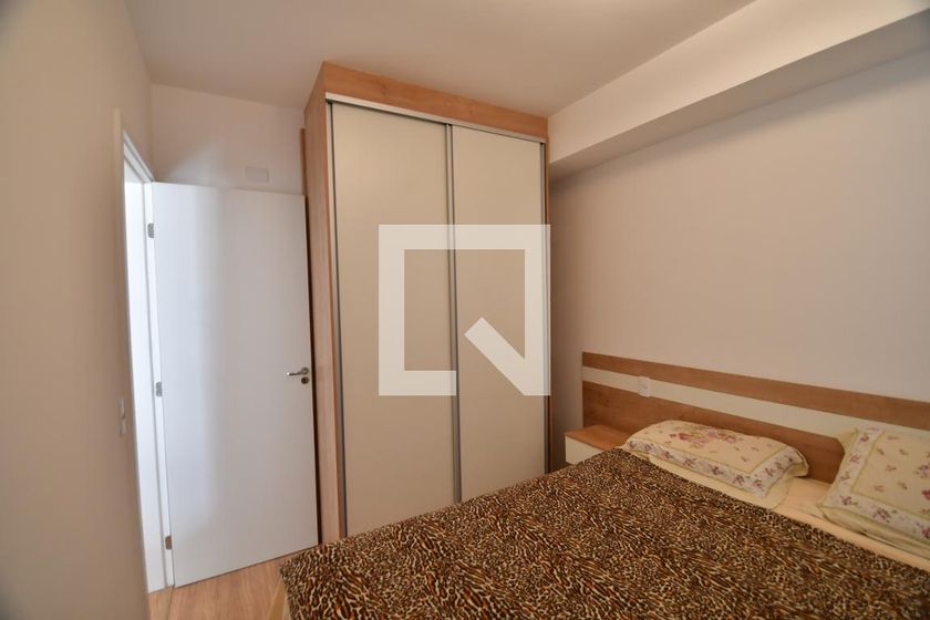 Apartamento à Venda - Centro, 1 Quarto,  45 m2 em , Campinas - sp | SoloBR