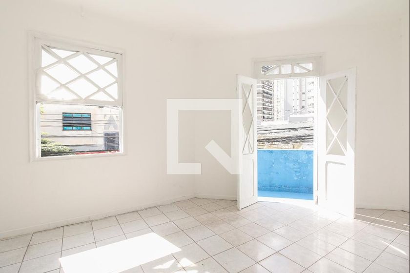 Casa, 6 quartos, 360 m² - Foto 1