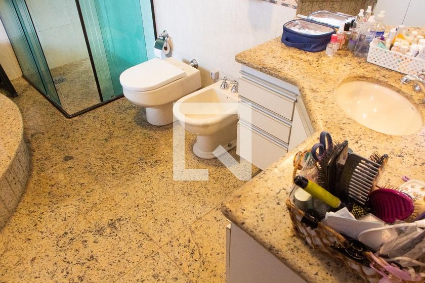 Casa à Venda - Lot. Alphaville Campinas, 3 Quartos,  480 m2 em , Campinas - sp | SoloBR