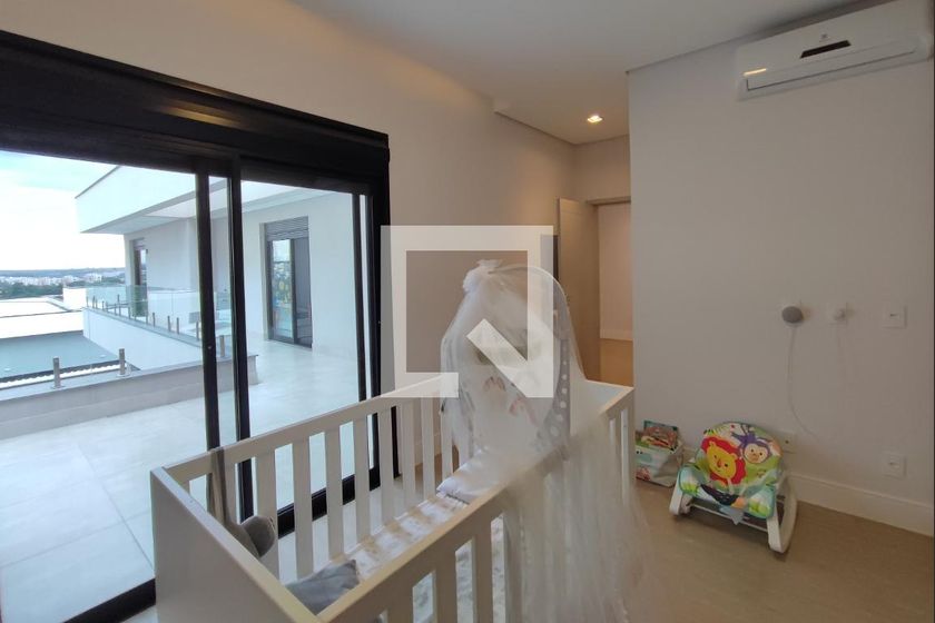 Casa à Venda - Swiss Park, 3 Quartos,  290 m2 em , Campinas - sp | SoloBR