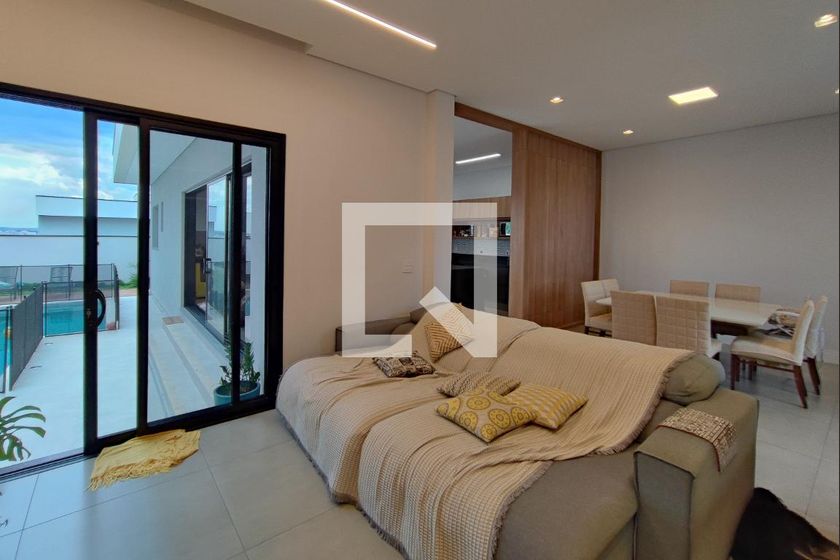 Casa à Venda - Swiss Park, 3 Quartos,  290 m2 em , Campinas - sp | SoloBR
