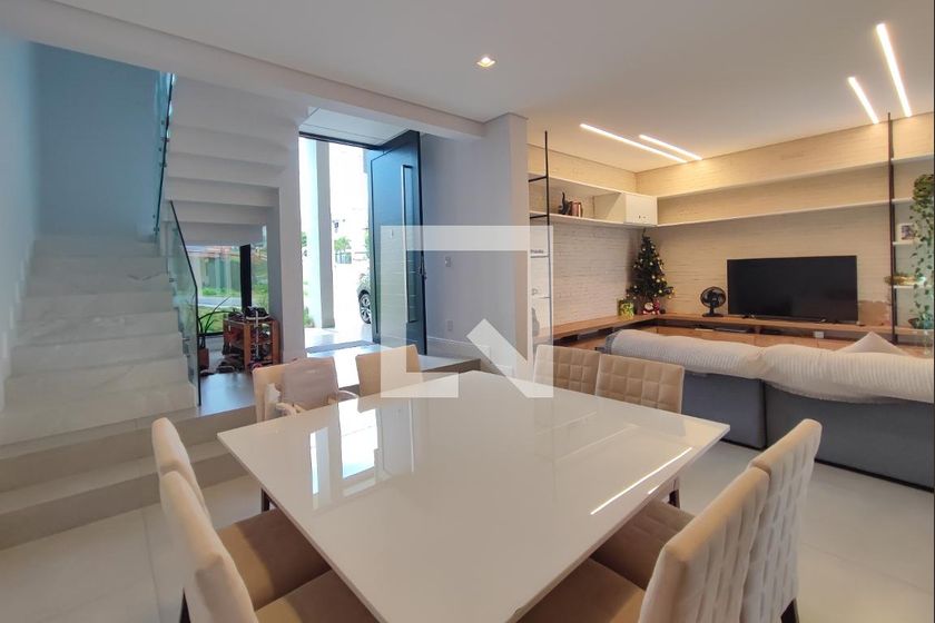 Casa à Venda - Swiss Park, 3 Quartos,  290 m2 em , Campinas - sp | SoloBR