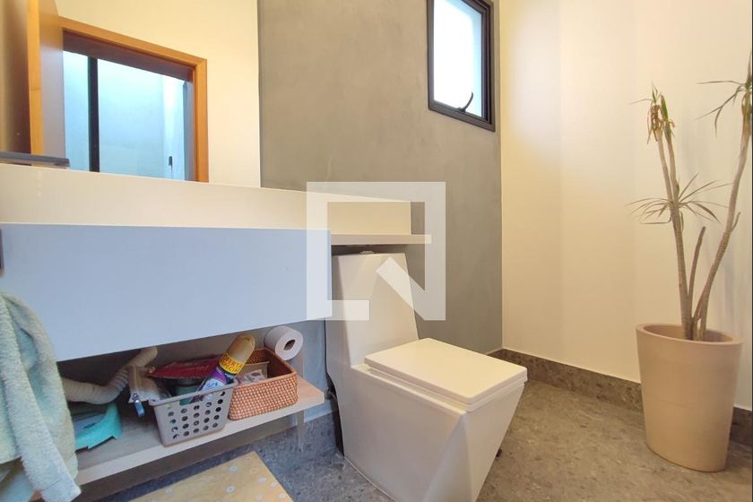 Casa à Venda - Swiss Park, 3 Quartos,  290 m2 em , Campinas - sp | SoloBR