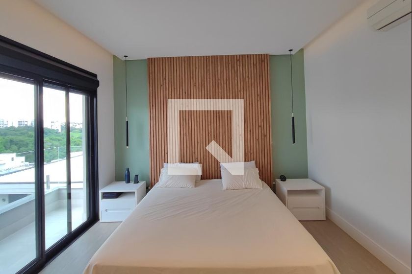 Casa à Venda - Swiss Park, 3 Quartos,  290 m2 em , Campinas - sp | SoloBR