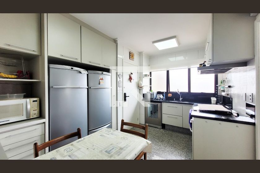 Apartamento à Venda - Bosque, 3 Quartos,  210 m2 em , Campinas - sp | SoloBR