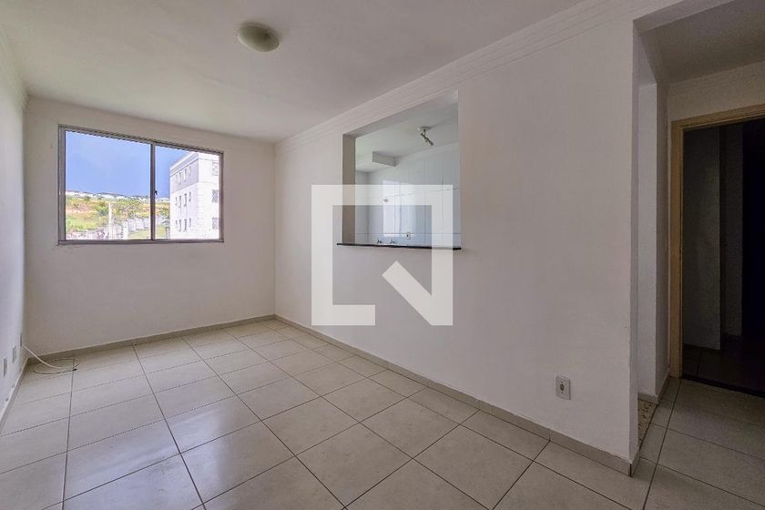 Apartamento com 2 quartos para alugar em Jardim California, Jacareí por R$ 1.450,00