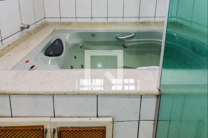 Casa, 4 quartos, 282 m² - Foto 41