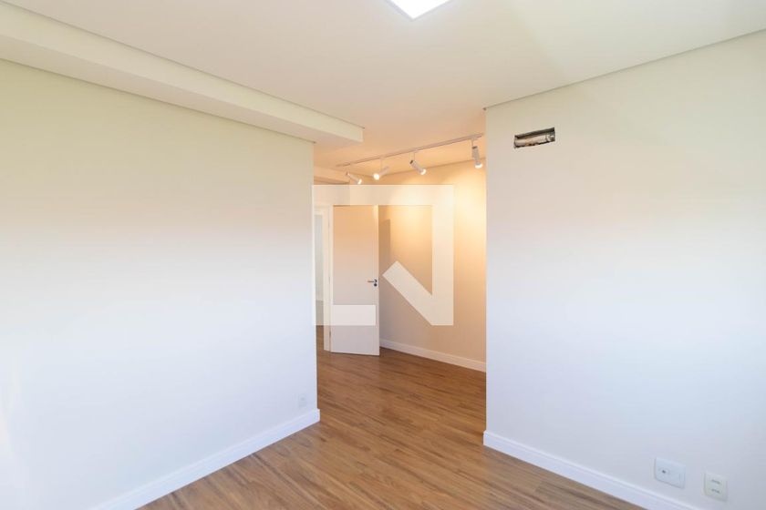 Apartamento à Venda - Lot. Alphaville Campinas, 4 Quartos,  137 m2 em , Campinas - sp | SoloBR
