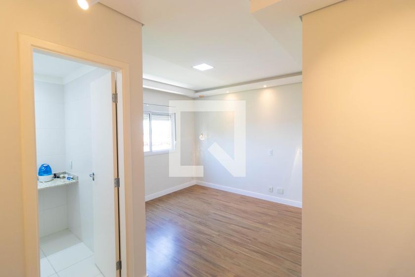 Apartamento à Venda - Lot. Alphaville Campinas, 4 Quartos,  137 m2 em , Campinas - sp | SoloBR