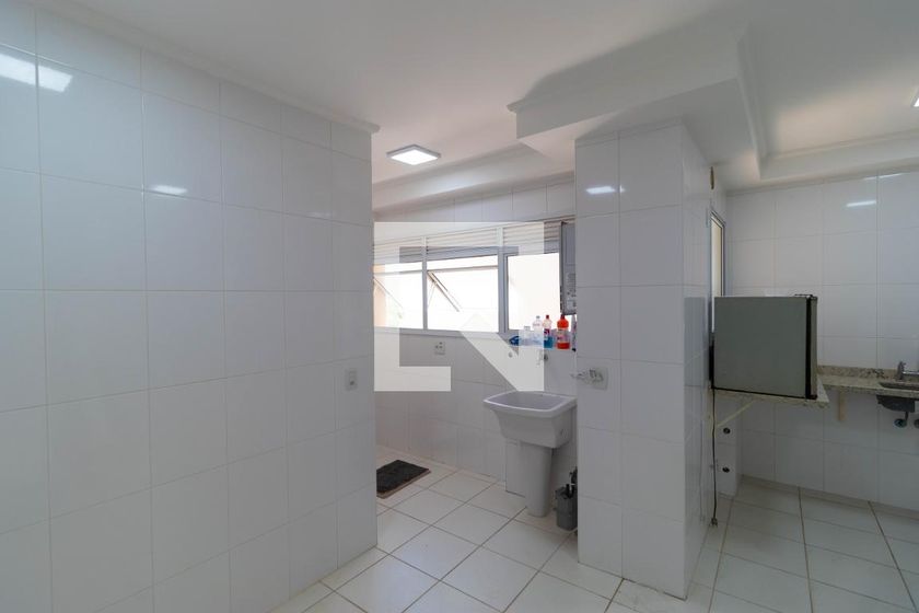 Apartamento à Venda - Lot. Alphaville Campinas, 4 Quartos,  137 m2 em , Campinas - sp | SoloBR