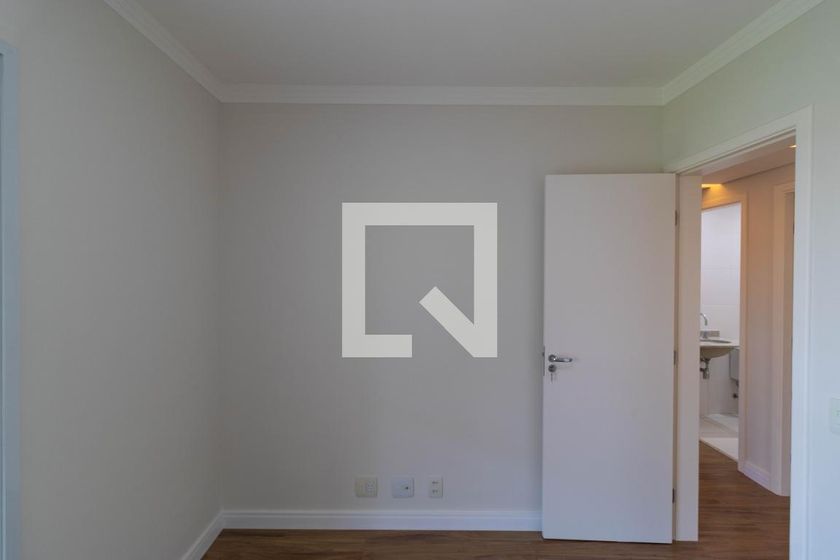 Apartamento à Venda - Lot. Alphaville Campinas, 4 Quartos,  137 m2 em , Campinas - sp | SoloBR